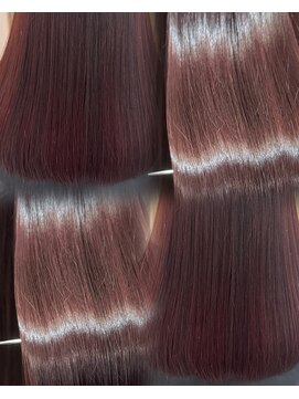 エラ(Ella) 透明感のあるピンクカラー