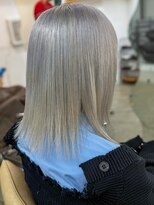 プネル 渋谷(PUNEL)&nbsp;【ハイトーン】プラチナシルバー×透明感ボブ