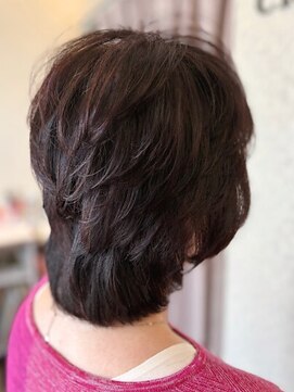 クロス(CROSS) ヘアマニキュア/白髪染め/ひし形レイヤー/ミセスヘア