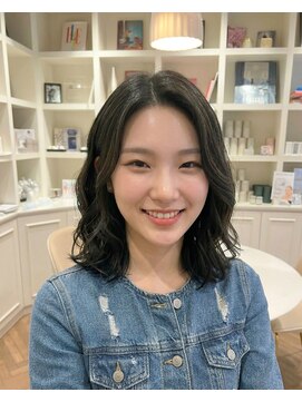 ハーツオオサカ(HE:ARTS OSAKA) 韓国風ナチュラルパーマミディ