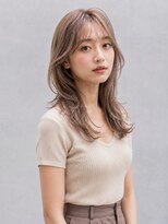 トリニティ(trinity) レイヤーカット・ハッシュカット・ブリーチ・ミルクティー