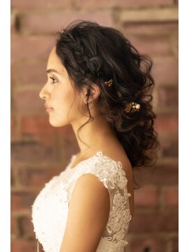 パスクア パスクア＊海外ウェディング風エレガントウェディングヘアメイク