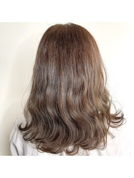 イングスジャパン(ings JAPAN) 透明感たっぷりベージュカラー