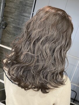 シーン(seen) ○ブリーチなし。ミルクティーグレージュ○