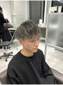 前下がりハイライト緩めツイストパーマ