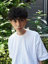 フィフス(fifth)&nbsp;センターパートツイストスパイラルパーマメンズマッシュパーマ／