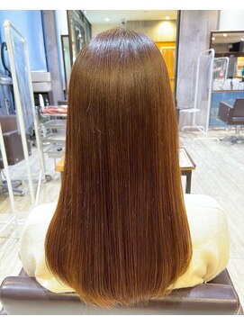 トレ(tre.) 甲子園口/髪質改善/縮毛矯正/ハイライト/酸性ストレート