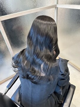 エレノア 梅田店(Eleanor) ブルーブラック【5レベル】◎髪質改善トリートメント