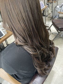 フェリア 渋谷(Feria) 【Feria 渋谷】イルミナカラー×アッシュベージュ "Tsuyuki"