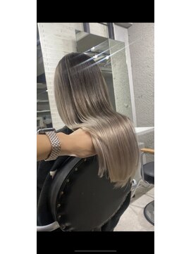 アポロ 横浜駅店(apollo) ハイライトバレイヤージュダブルカラーミルクティーベージュ