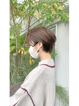 マオリ ホアロハ バイ アヌエヌエ(maoli hoaloha by anuenue) ショート指名！くせ毛や困った髪質の専門 director寺内