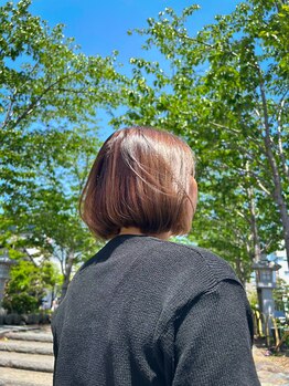 ヴォスヘアー カマクラ(Vos hair kamakura)の写真/毛髪改善トリートメントで髪の内側から補修して憧れのサラ艶美髪へ♪扱いやすく、朝のセットも簡単に！
