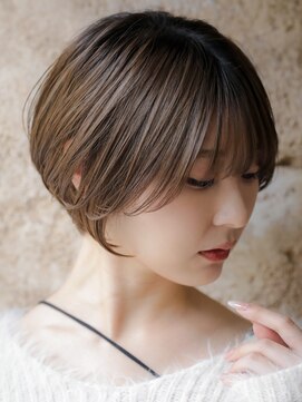 カライングドゥ(ing deux) 大人可愛い20代30代40代黒髪前下がりショートボブ丸みショート◎