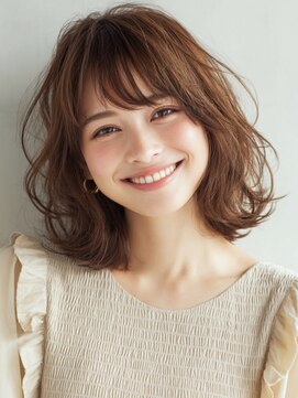 ミディアムレイヤーボブ×ナチュラルベージュ