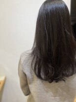 アンクールトレジャー(Un Coeur Treser) 動きがでるUラインレイヤースタイル