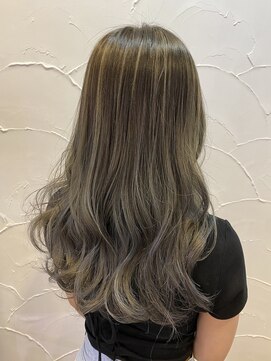 アン(Hair make un) ハイライトグラデーションカラー