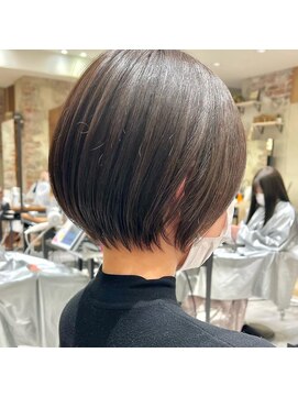 アフロート ルヴア(AFLOAT RUVUA) 30代40代50代◎大人ナチュラルショートボブ 新宿