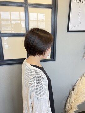 セジールへアメゾン(SAISIR HAIRMAISON) ショートボブマッシュくびれ前髪あり