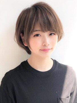 アグ ヘアー ロイス 新越谷店(Agu hair royce) 《Agu hair》柔らか綺麗めひし形ショート