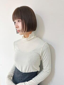 フェイヴィーズ(FavyS) ナチュラルな透明感あるブラウンカラー