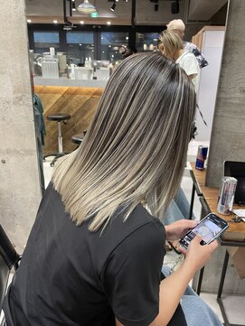 ルーフアクト(LUFE act) バレイヤージュカラー