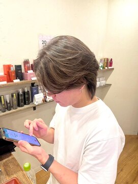 ナンバー エミライ 溝の口(N° emirai) 爽やかツーブロック刈り上げ束感アップバング