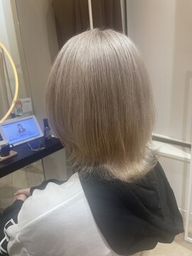 アーチバイケンジ(arch by kenje) ホワイトブロンド