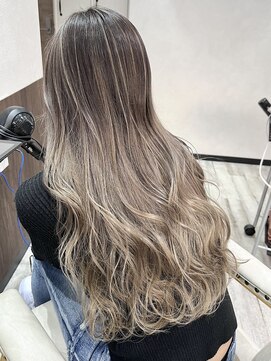 ベルヘアーデザイン 堺東(Belle hair Design) コントラストハイライト/レイヤーカット/ハイライト/堺東