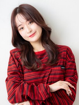 ソース 高槻(SOURCE) 艶髪♪くびれレイヤー×シースルーバング