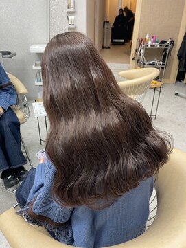 リリー(Lilley) マロンベージュ×小顔レイヤー×韓国風巻き×髪質改善