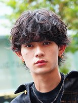 レタッチ バイ フィフス 天神大名(RETOUCH by fifth)&nbsp;福岡天神ゆるめシャドウパーマメンズマッシュウルフカット緩め