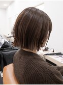 ボブ　外ハネボブ　くびれヘア　切りっぱなしボブ　暗めカラー