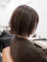 ガーデンヨコハマエスト(GARDEN YOKOHAMA est)&nbsp;ボブ　外ハネボブ　くびれヘア　切りっぱなしボブ　暗めカラー