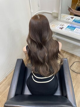 キーバイイオエ(kiy. by ioe) ダークアッシュ/似合わせカット/ミディアムレイヤーカット