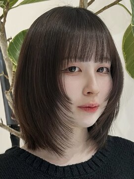 ヨロ 小岩(YOLO) ハイライトレイヤーカットダブルカラーイルミナカラー縮毛矯正