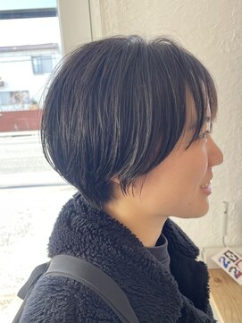 金子美容室 ナチュラルマッシュショート