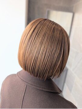 メゾン アヴァロ(Maison Avallo) 丸くないボブ