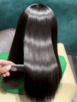 ラビマーニ 箕面店(Labimani)の写真/【箕面】艶のあるナチュラルな仕上がりが人気!【髪質改善ストレート】で自分史上最高のサラ艶髪に