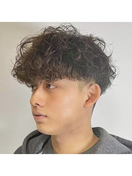プリストオオサカ(PRIST OSAKA) 波巻きパーマ
