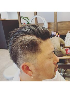 アペル(APARE) ★7:3フェード★