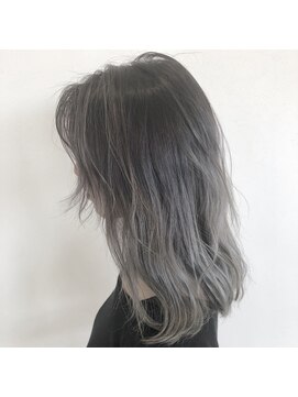 クルー(krew) バレイヤージュ