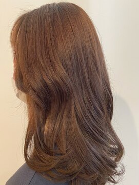 アンティカ(antika) 20代30代40代・顔まわりレイヤーロング