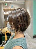 シルキーベージュ/斜めバング/グレージュカラー/デザインカラー