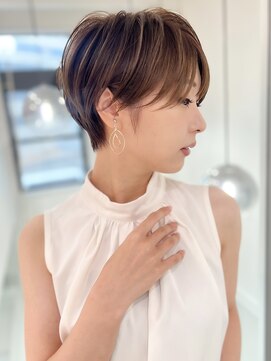 ロンドエニカ 大宮(Lond enika) 前髪パーマアッシュカラーレイヤーロンググレーベージュ[大宮]