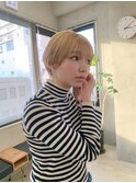 丸みショート、マッシュショート、ブロンドベージュ