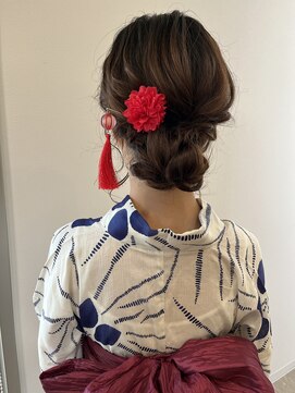 ケイズプラスカラン(HAIR AND MAKEUP K's PLUS calin) 【倉敷　沖/calin】ふわふわシニヨン