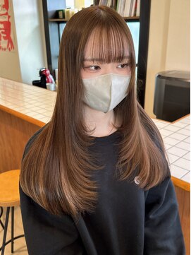 フィーカ(FIKA) ブラウンベージュレイヤーロングカット