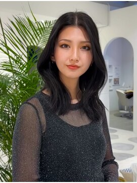 ファムエリア(FEMME AREA) くびれヘア　ブラックカラー　韓国ヘア