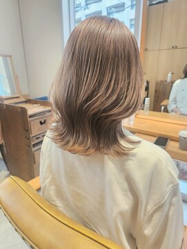 ネオリーブ ジューク 日吉店(Neolive JuQ) 日吉/綱島　ホワイトグレージュミニウルフデジタルパーマ