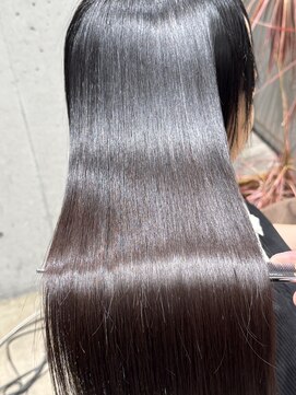 キートス(kiitos) 【朝30分の時短したい方へ】乾かしただけで艶髪へ